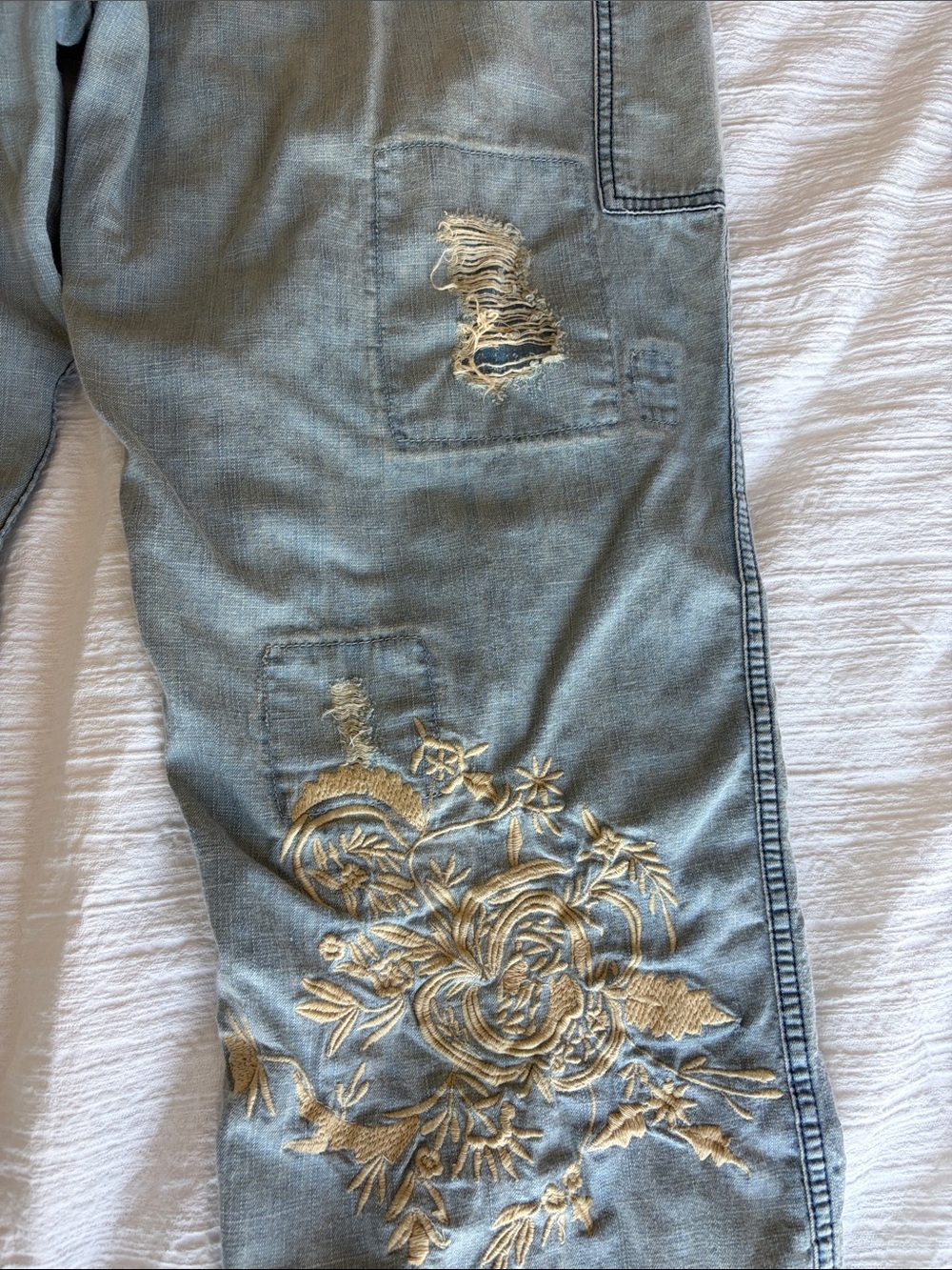 Magnolia Pearl Okeefe Embroidered Jeans - Picture 14 of 16